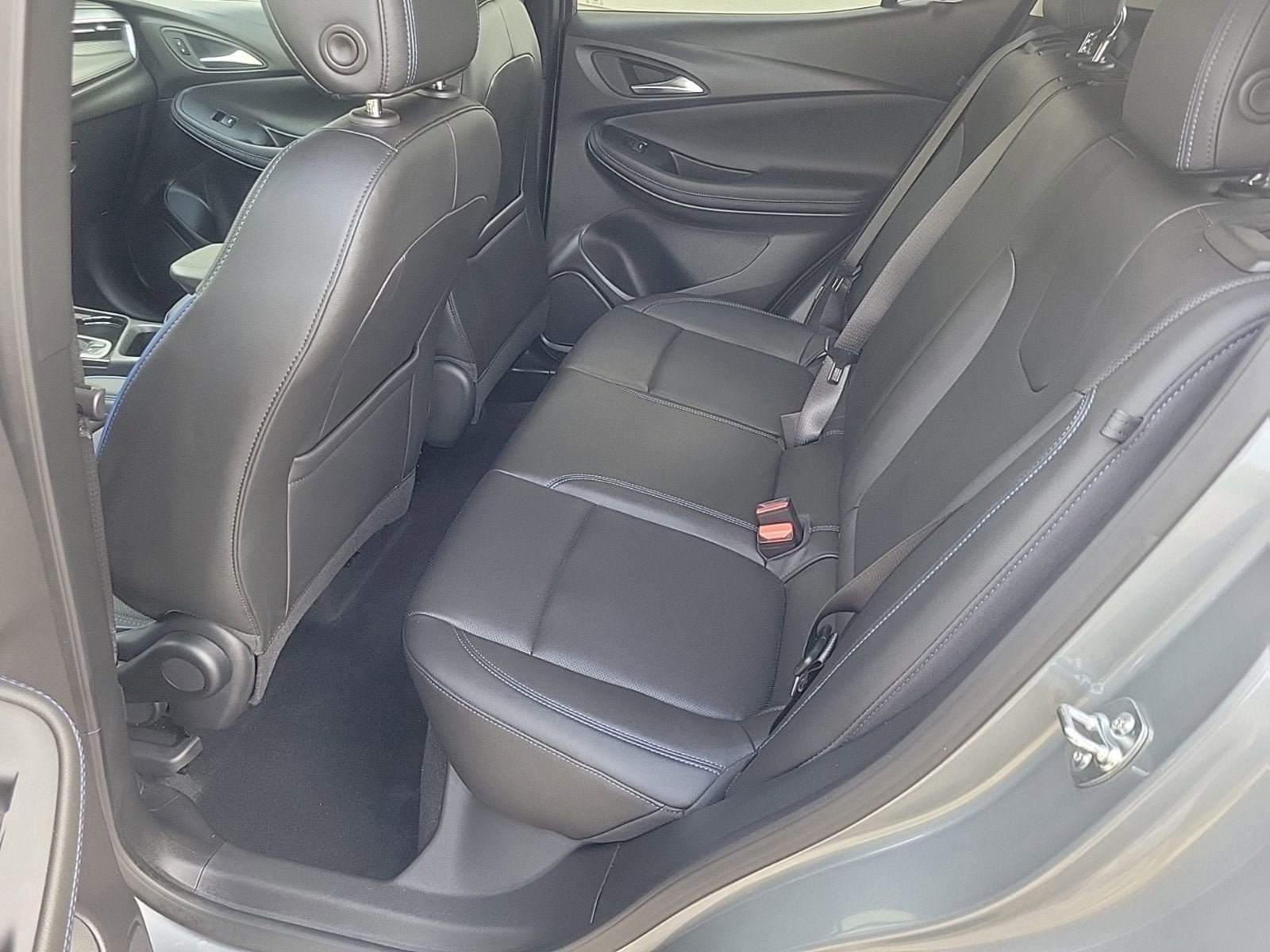 New 2026 Buick Encore GX Sport Touring image 10