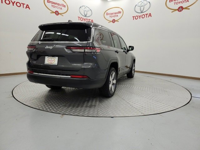 Used 2022 Jeep Grand Cherokee L Limited image 8