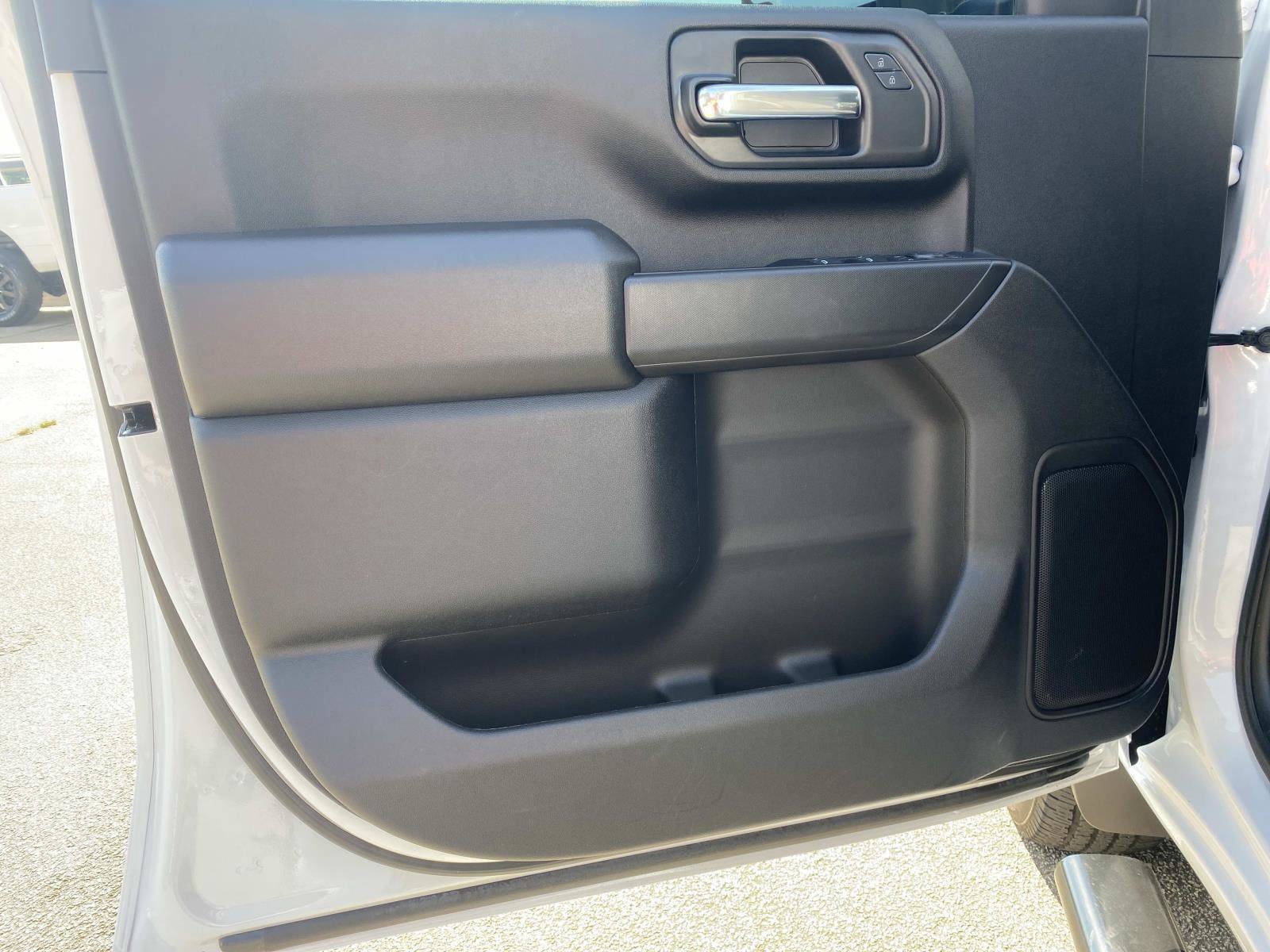 Used 2025 Chevrolet Silverado 2500 W/T w/ WT Convenience Package image 21