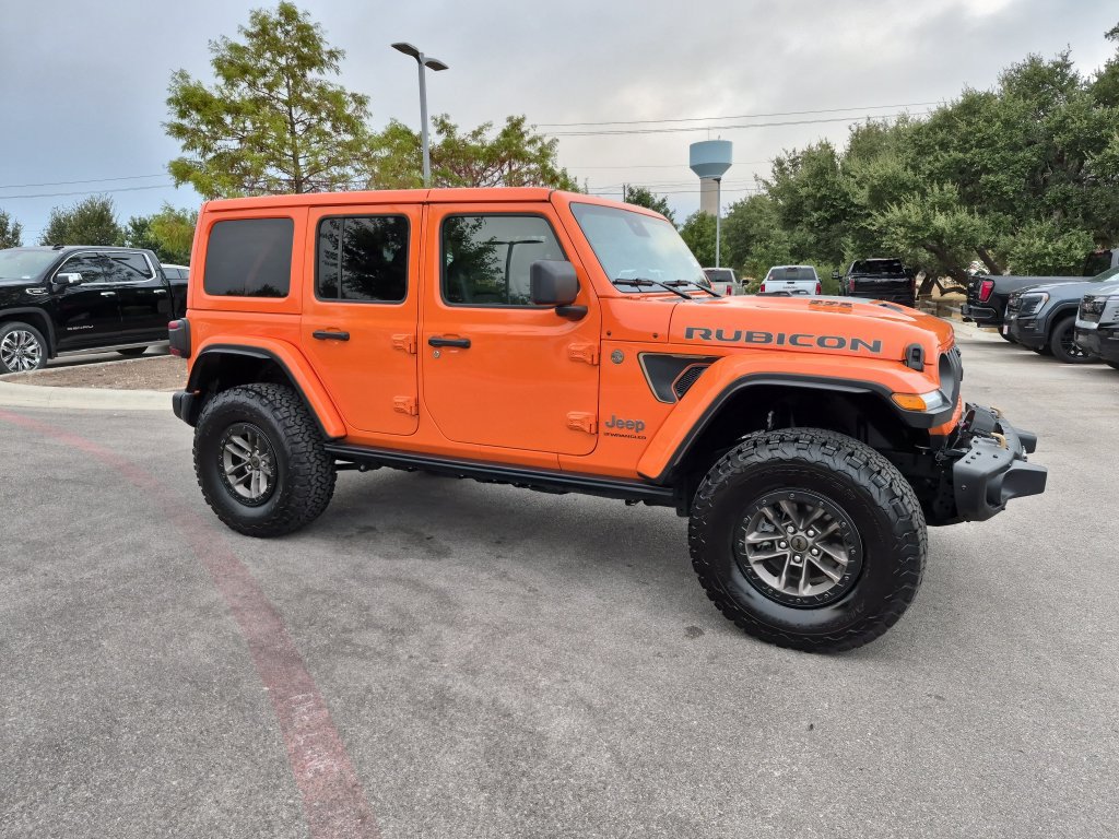 Used 2025 Jeep Wrangler Unlimited Rubicon 392 AWD/4WD image 12