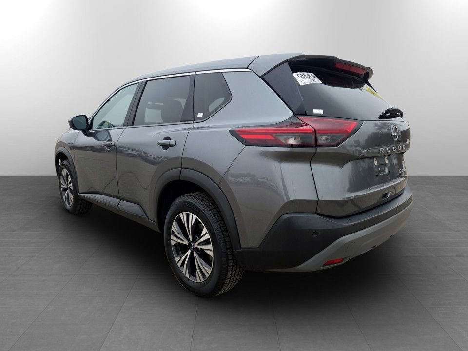 Used 2023 Nissan Rogue SV image 8