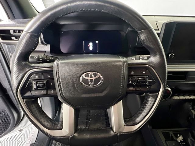 Used 2025 Toyota 4Runner TRD Off-Road AWD/4WD image 10