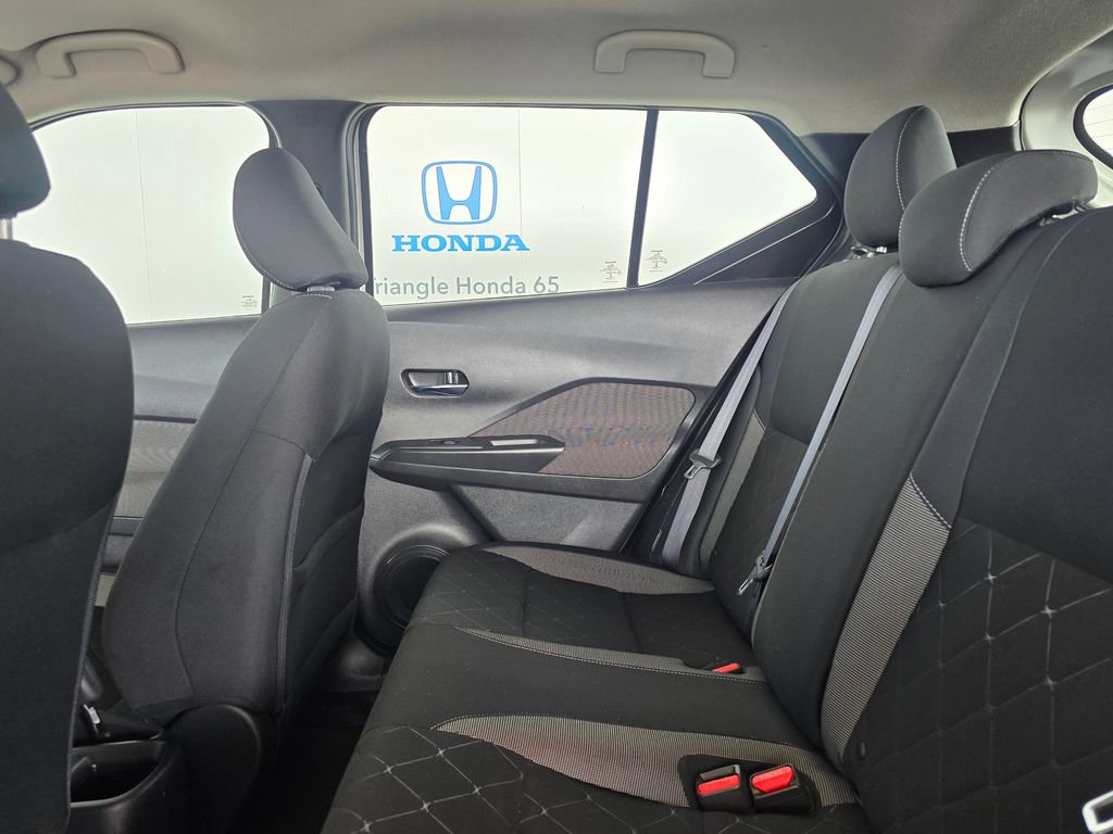 Used 2020 Nissan Kicks SV FWD image 14