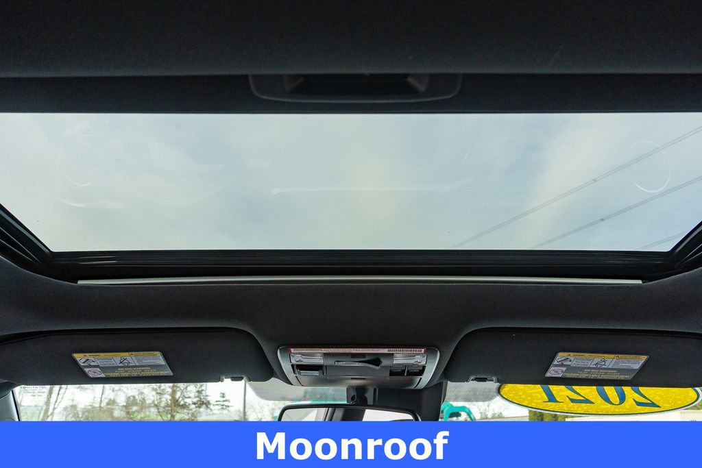 Used 2021 Toyota Tacoma Limited image 13