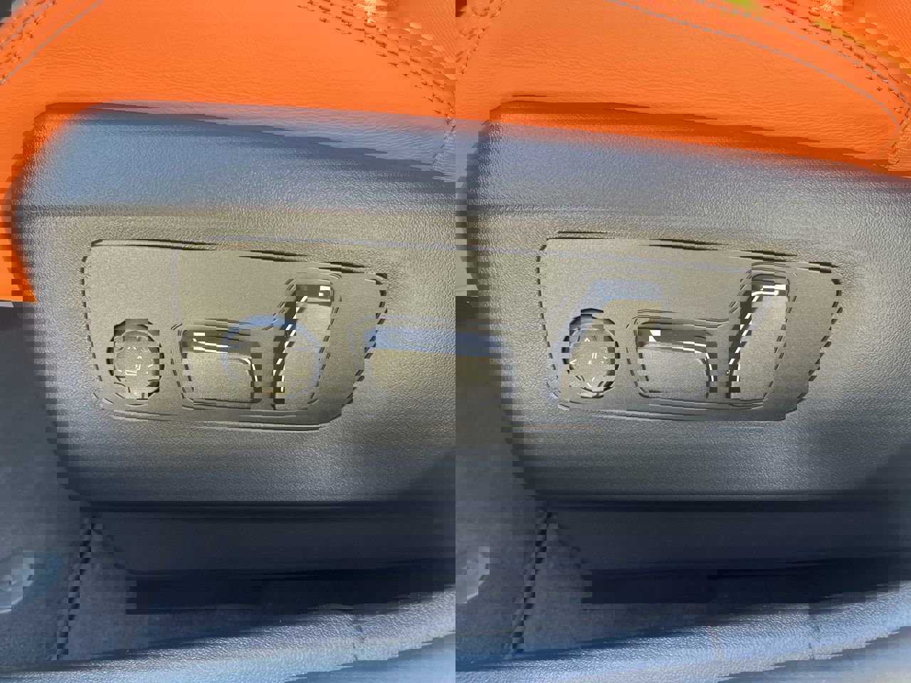 New 2026 BMW M5 w/ Carbon Package image 15