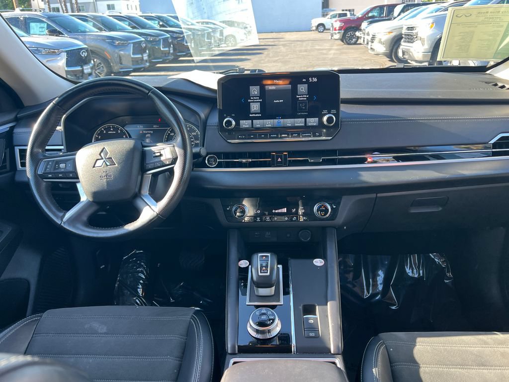Used 2024 Mitsubishi Outlander SE FWD image 21