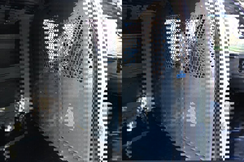 Used 2007 Chevrolet Express 1500 AWD image 16