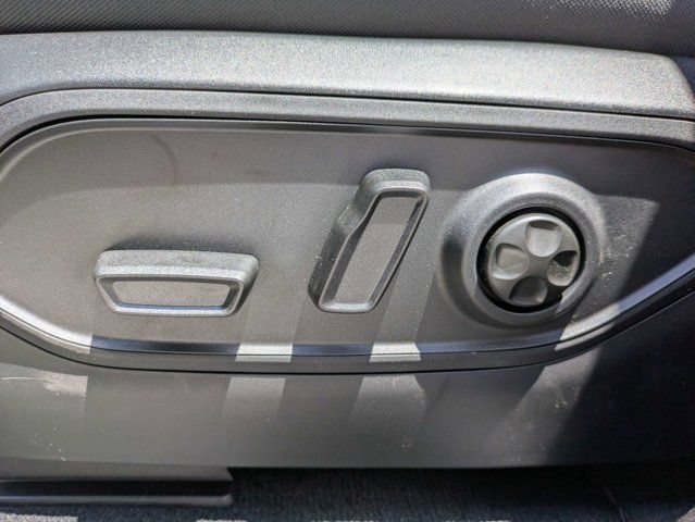 New 2026 Jeep Grand Cherokee L 2WD image 22