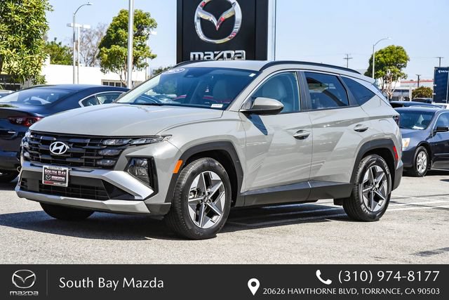 Used 2025 Hyundai Tucson SEL FWD image 3