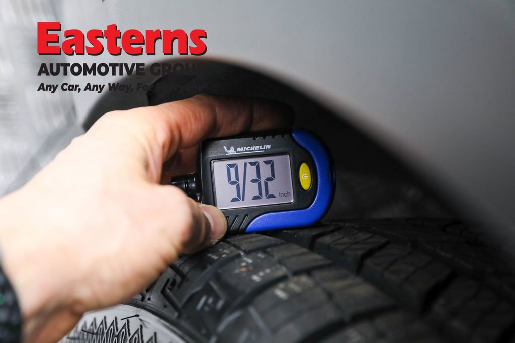 Used 2022 Volkswagen Tiguan SE w/ Panoramic Sunroof Package image 29