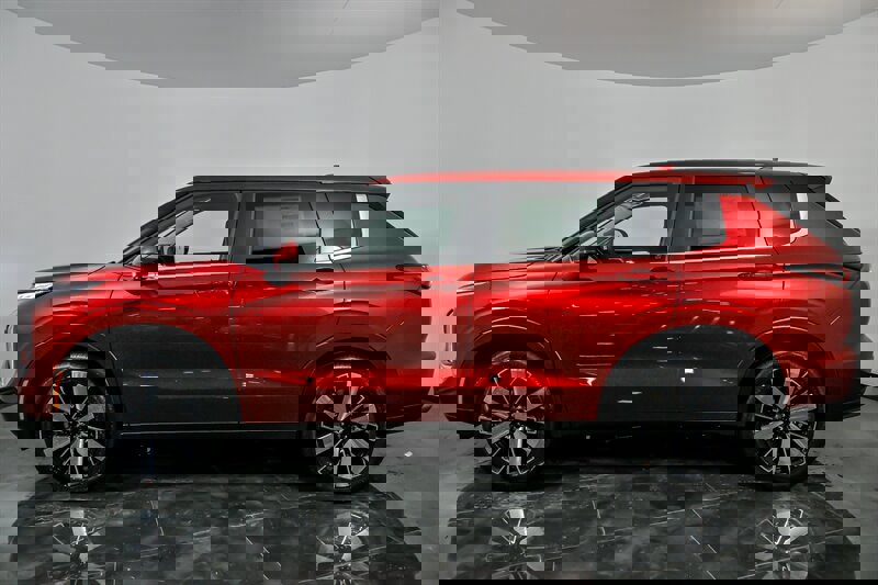 New 2026 Mitsubishi Outlander SE image 6