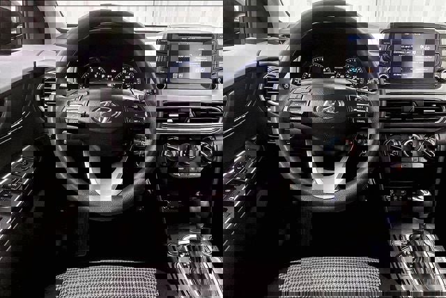 Used 2021 Hyundai Kona SE image 5