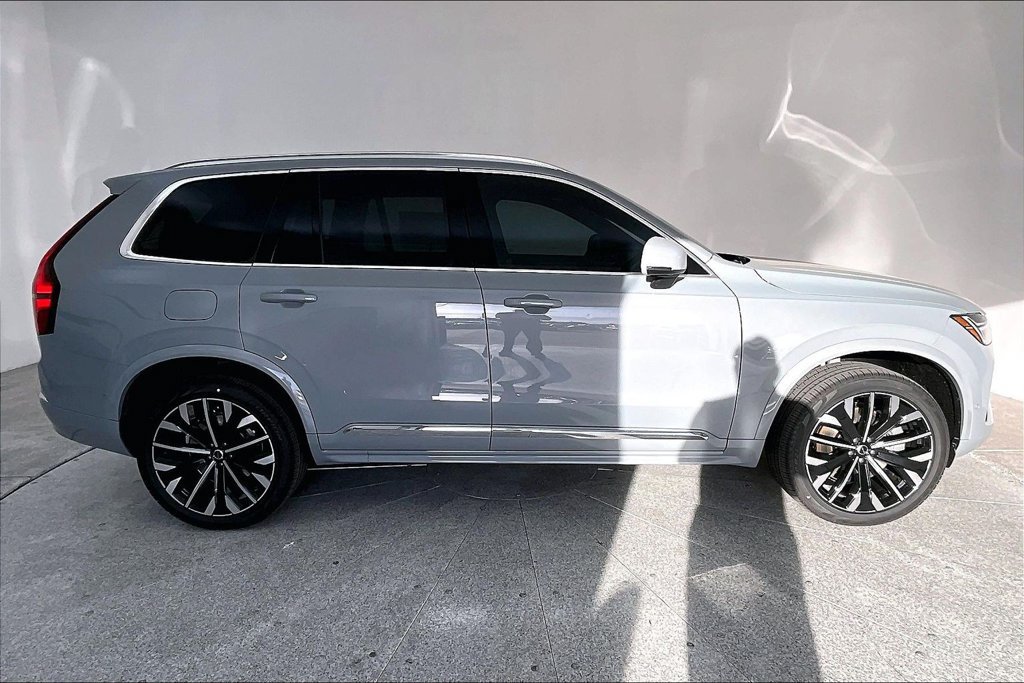 New 2026 Volvo XC90 T8 Plus w/ Protection Package Premier AWD/4WD image 10