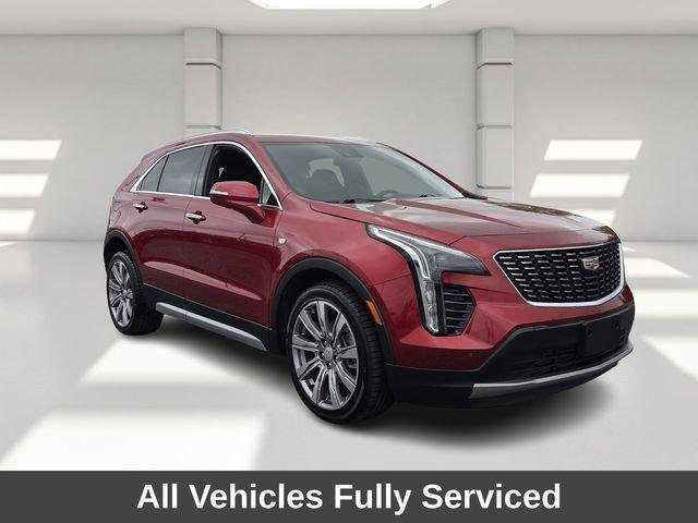 Used 2023 Cadillac XT4 Premium Luxury w/ Cold Weather Package image 7