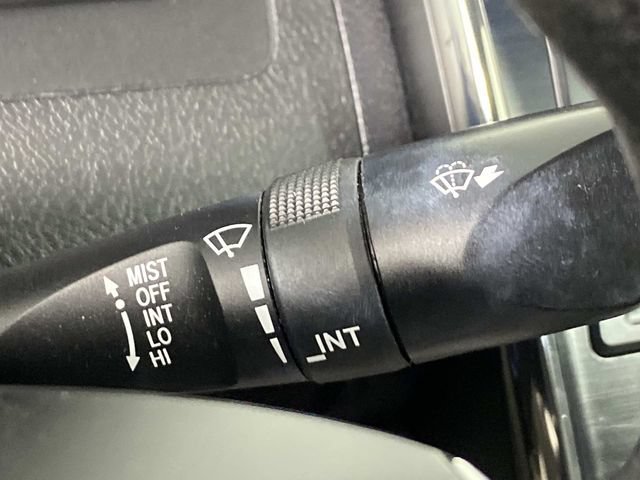 Used 2012 Toyota Camry LE FWD image 17