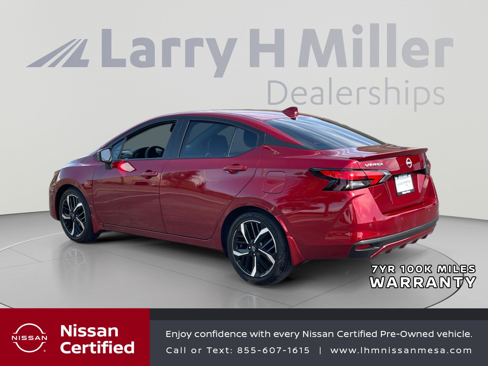 Certified 2025 Nissan Versa SR w/ Trunk Package FWD image 3