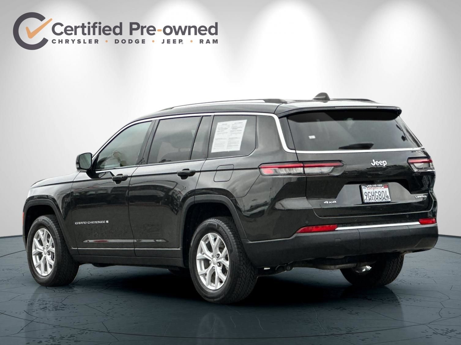 Used 2023 Jeep Grand Cherokee L Limited AWD/4WD image 6