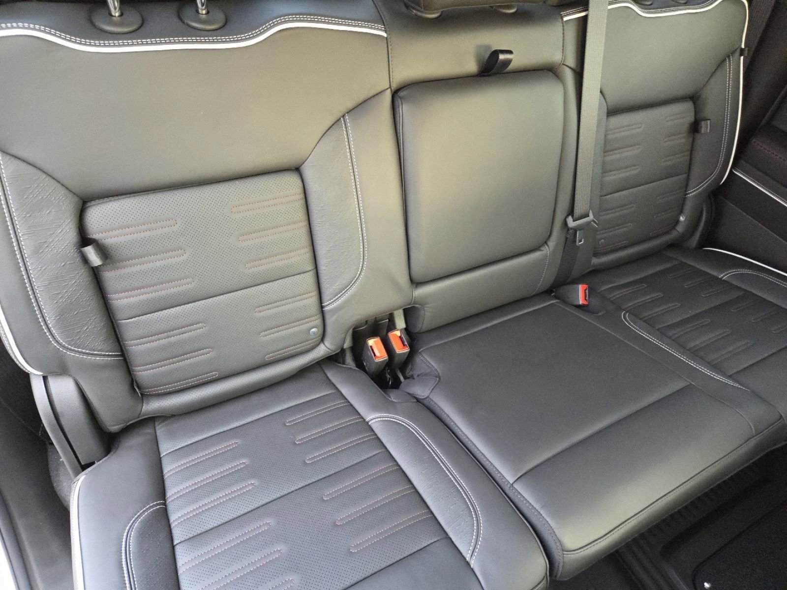 New 2026 GMC Sierra 1500 AT4X image 28