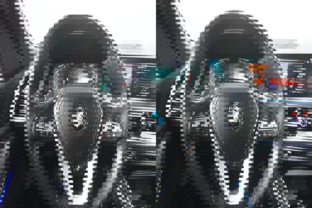 Used 2022 BMW X5 xDrive40i w/ Climate Comfort Package image 15