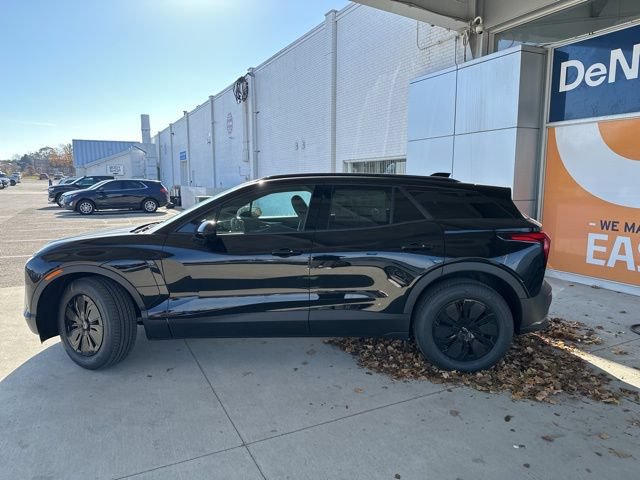 New 2026 Chevrolet Blazer EV LT AWD/4WD image 11