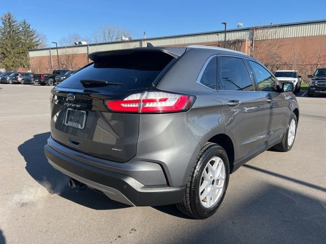 Used 2023 Ford Edge SEL w/ Convenience Package image 5