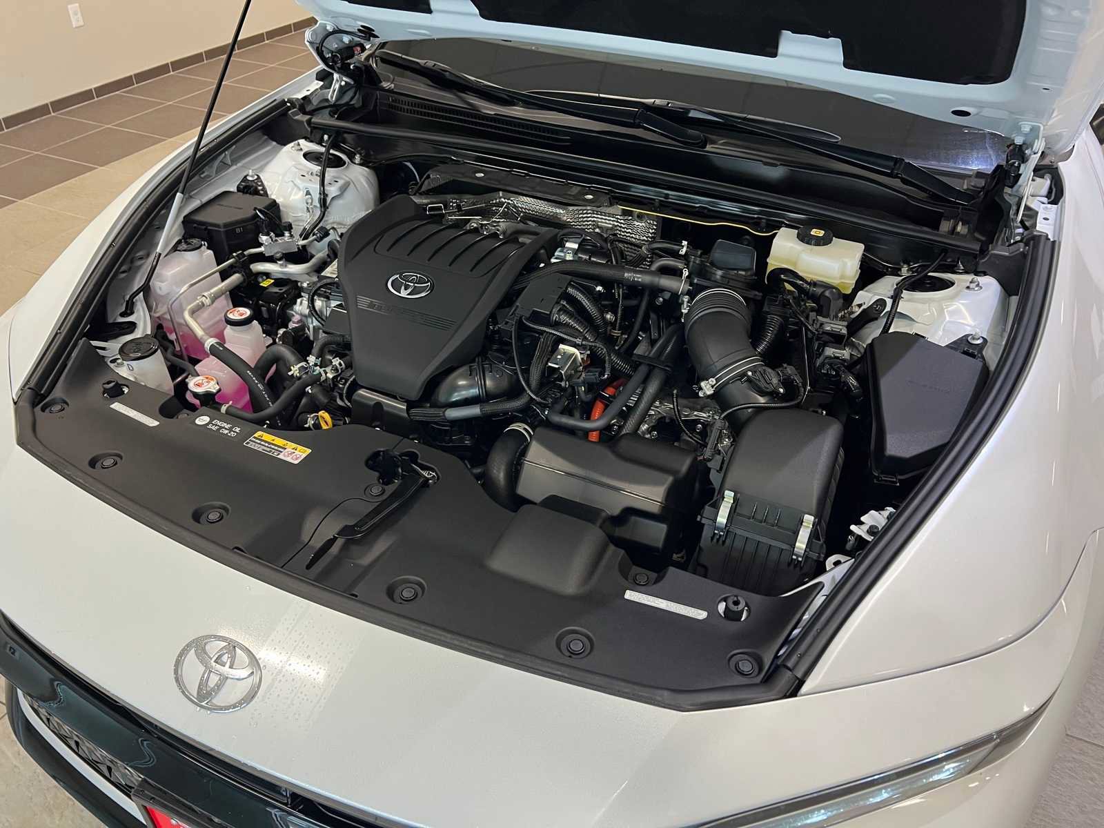 New 2026 Toyota Crown Platinum image 9