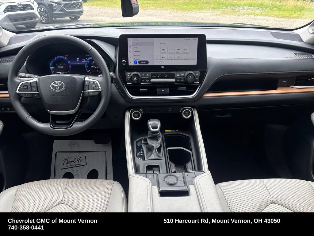 Used 2024 Toyota Grand Highlander FWD image 15