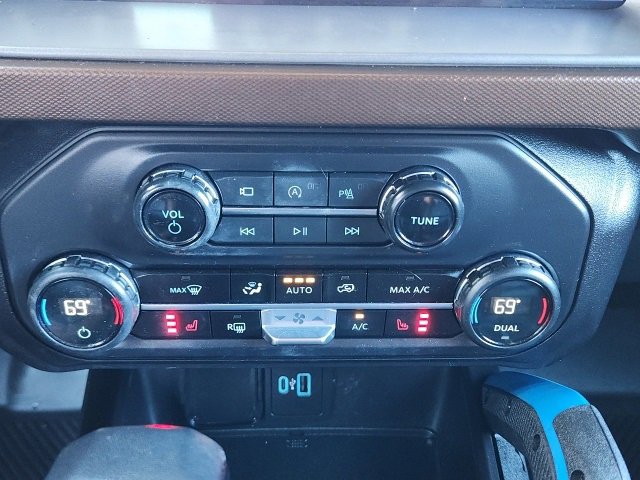 Used 2023 Ford Bronco Outer Banks image 24