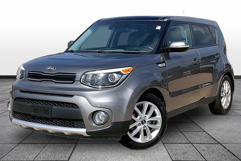 Used 2017 Kia Soul + w/ Primo Package
