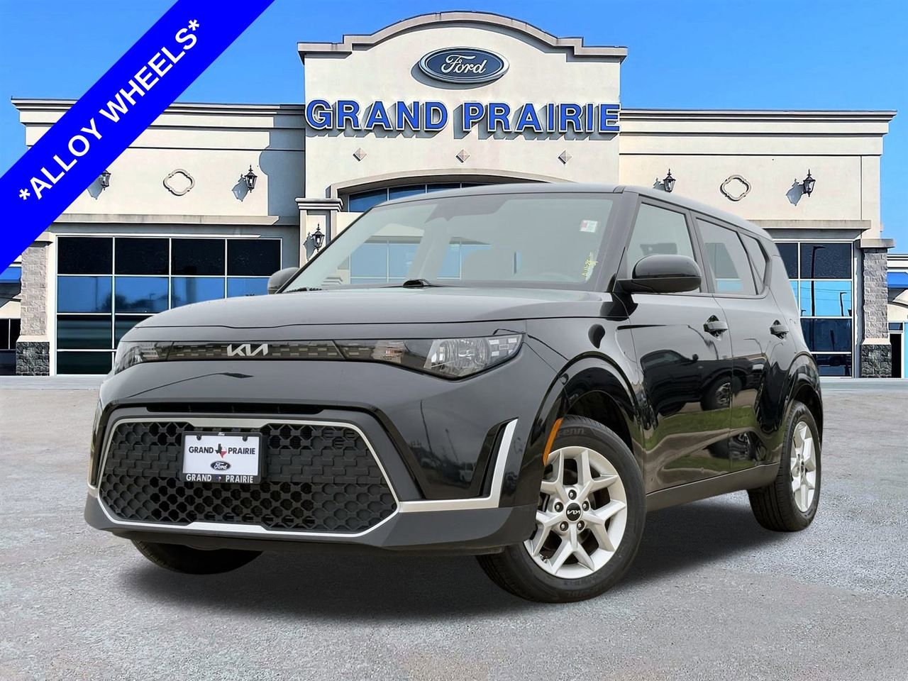Used 2023 Kia Soul LX w/ Option Group 015