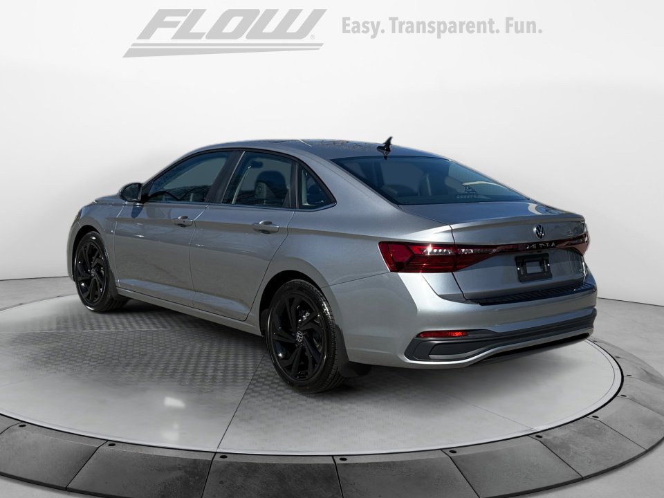 New 2026 Volkswagen Jetta SE FWD image 5
