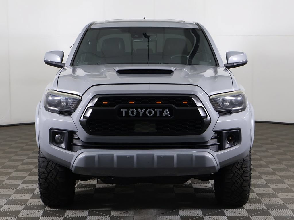 Used 2018 Toyota Tacoma TRD Sport AWD/4WD image 13