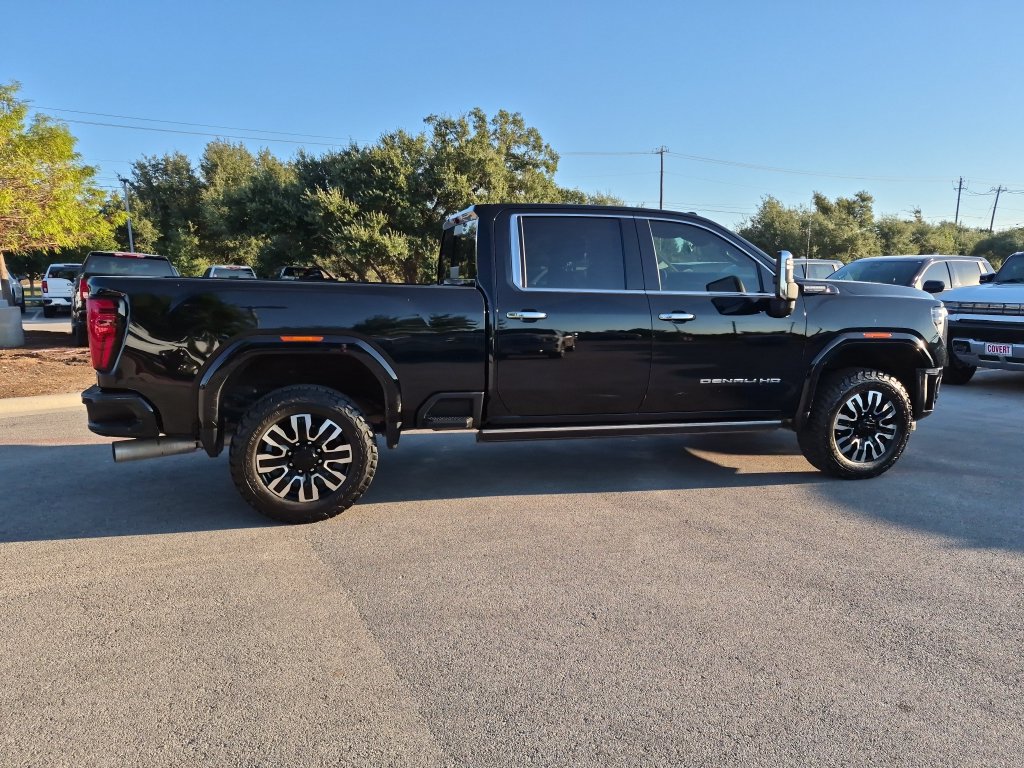 Used 2024 GMC Sierra 2500 Denali Ultimate w/ Max Trailering Package AWD/4WD image 10