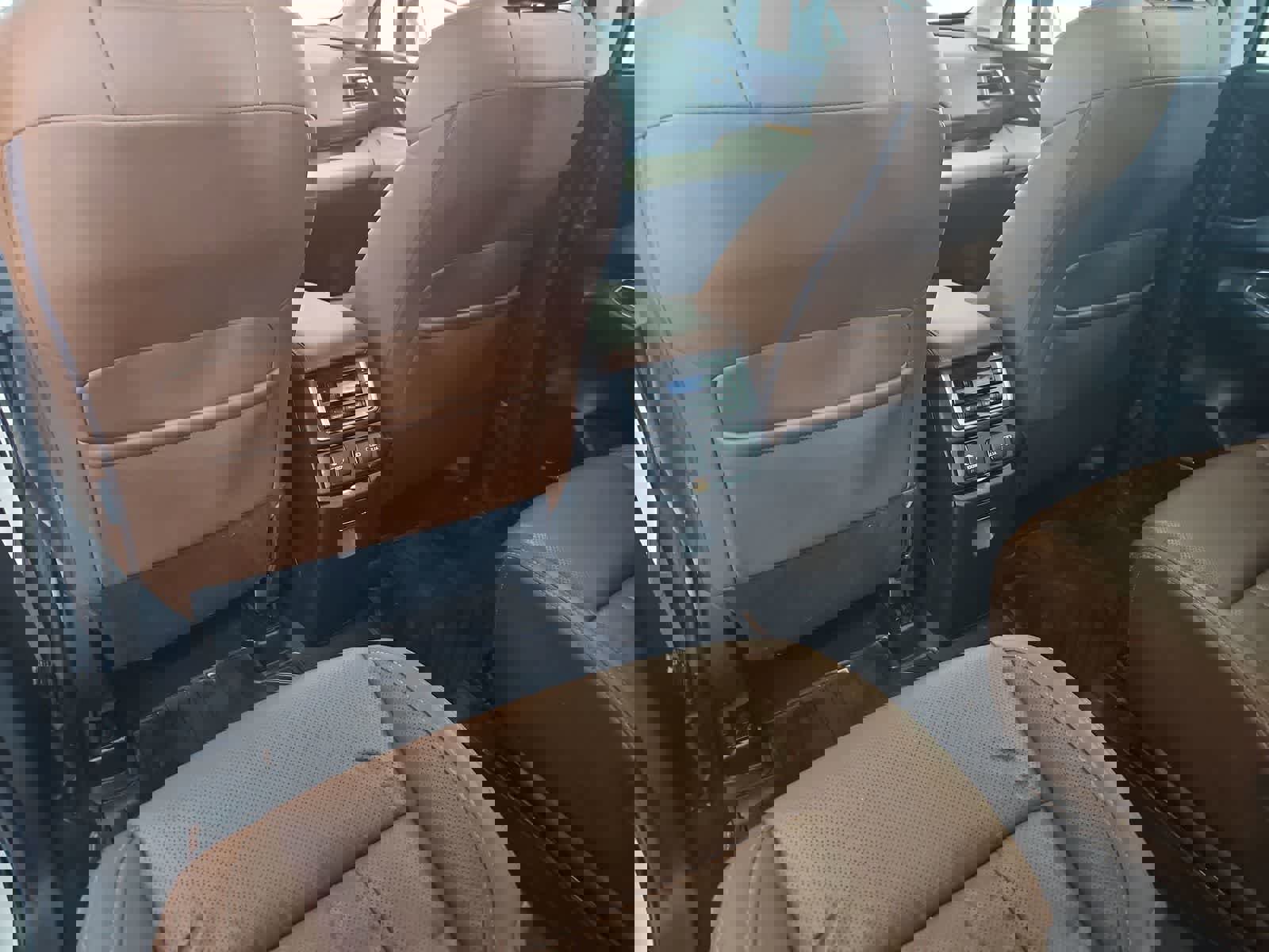 Used 2022 Subaru Ascent Touring image 18