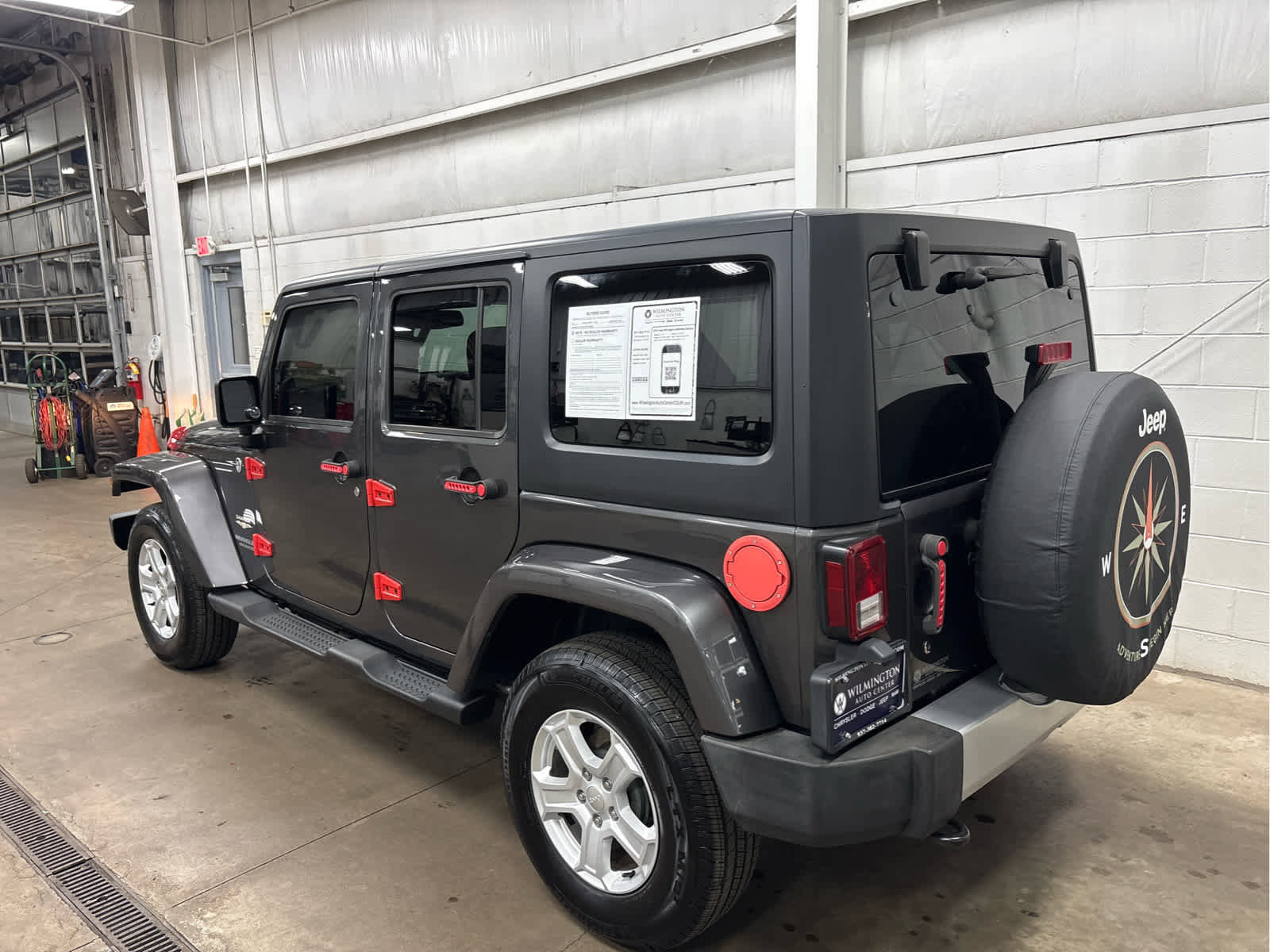 Used 2014 Jeep Wrangler Unlimited Sahara w/ Connectivity Group image 5