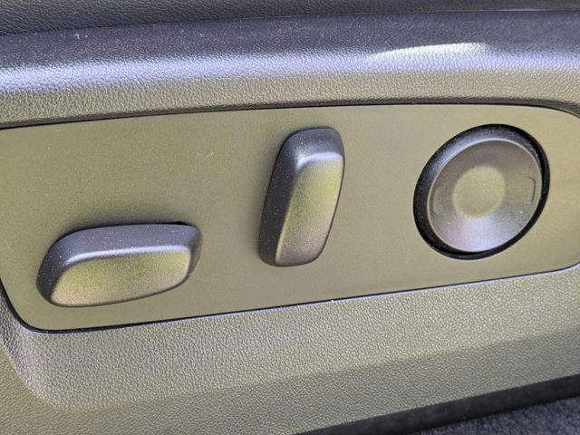 Used 2023 GMC Canyon AT4 w/ AT4 Premium Package AWD/4WD image 37