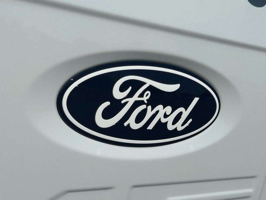 Used 2025 Ford F150 Lightning XLT AWD/4WD image 54