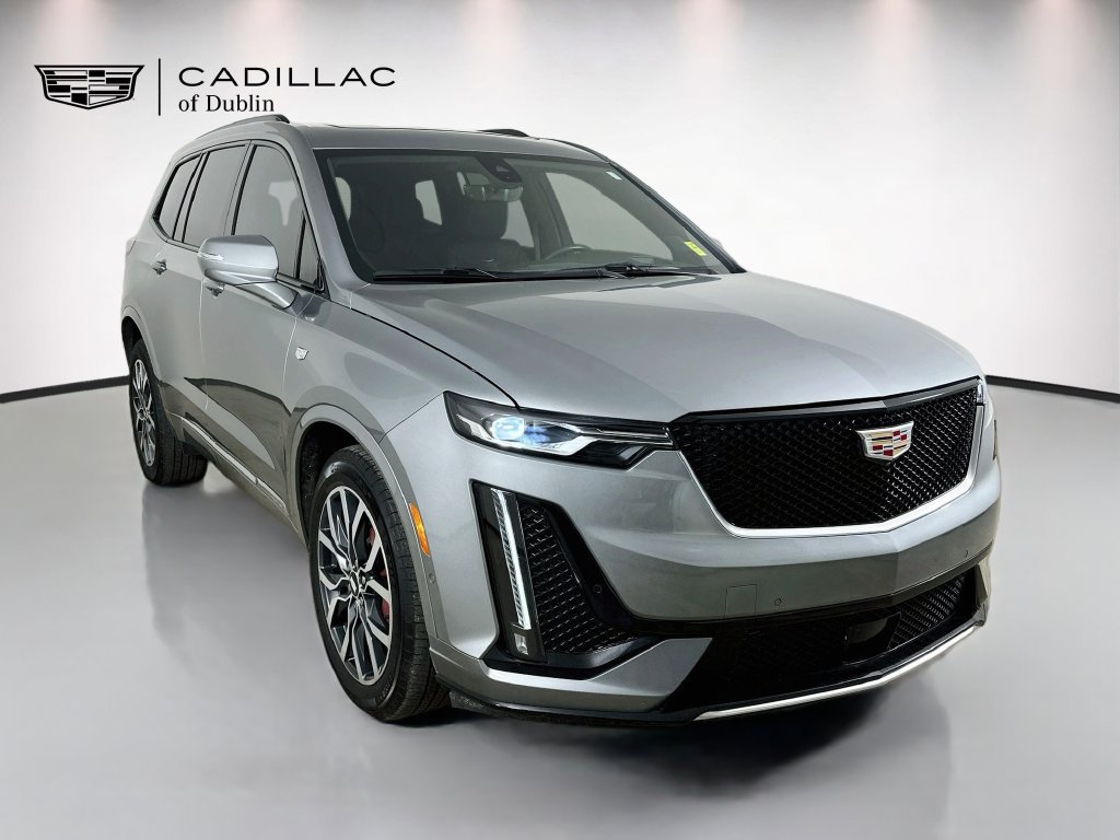 Used 2025 Cadillac XT6 Sport w/ Technology Package AWD/4WD image 3