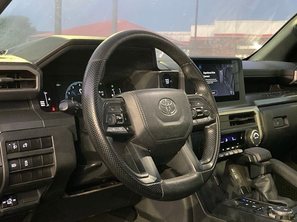 Used 2024 Toyota Tacoma SR5 AWD/4WD image 4