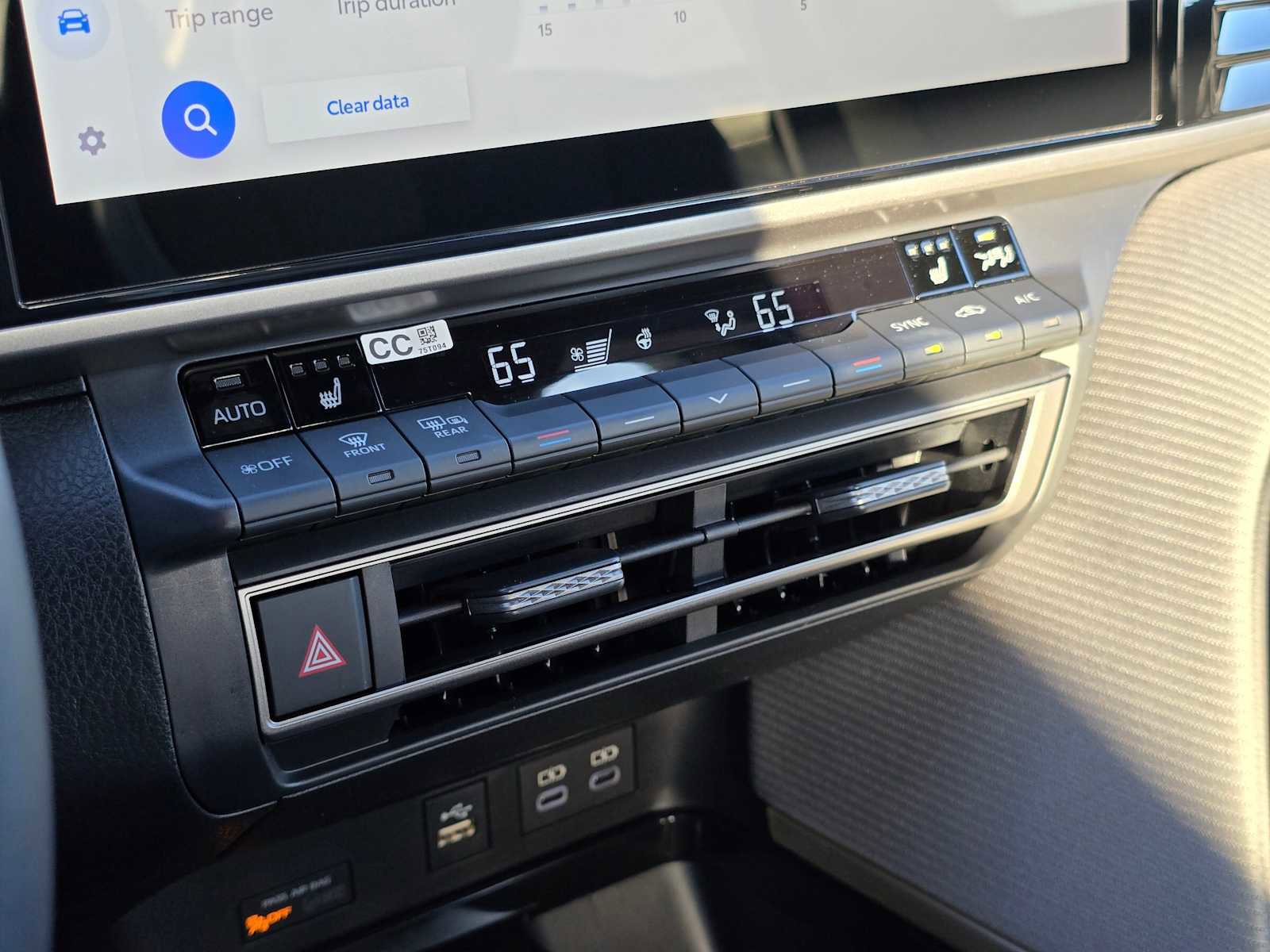 Certified 2025 Toyota Camry SE image 31