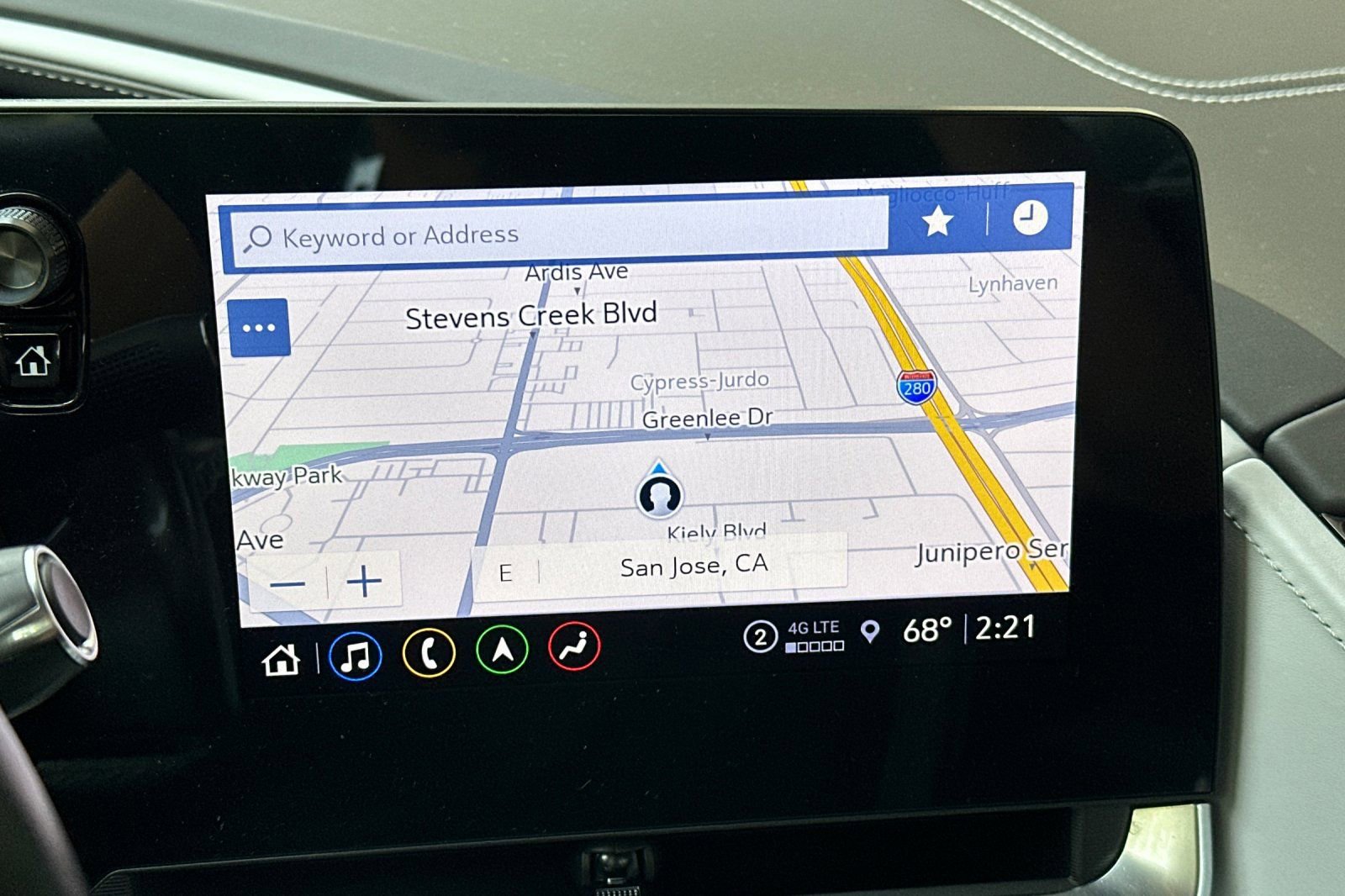 Used 2022 Chevrolet Corvette Stingray Premium Conv w/ Z51 Performance Package image 39