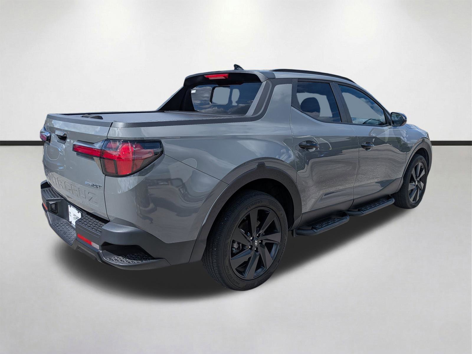 Used 2024 Hyundai Santa Cruz Night AWD/4WD image 4