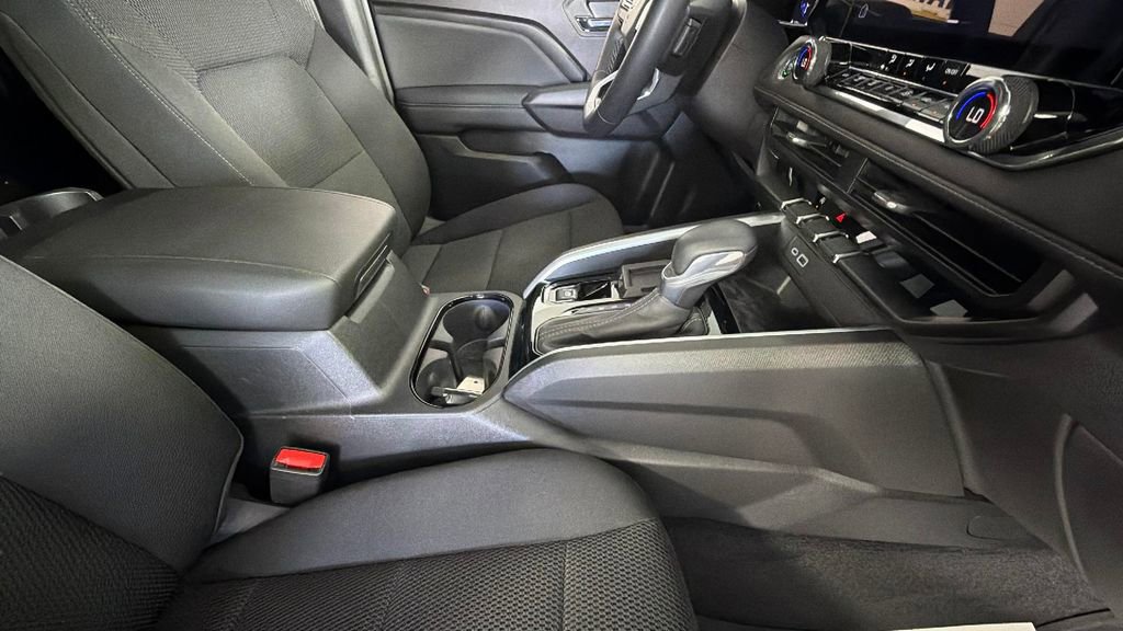 Certified 2024 Chevrolet Colorado LT w/ LT Convenience Package RWD image 36