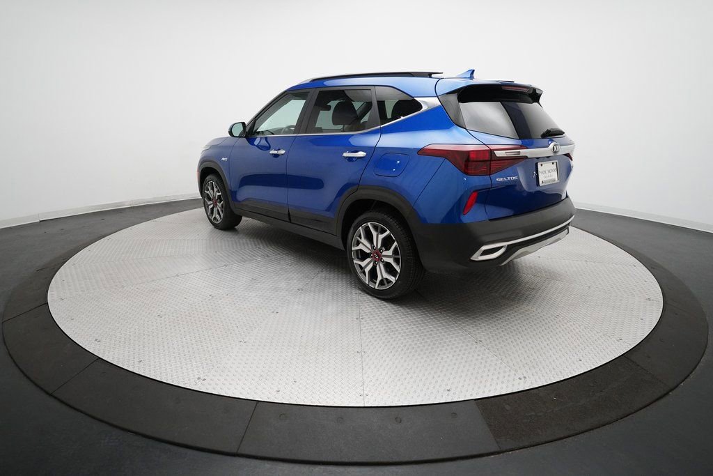 Used 2021 Kia Seltos SX w/ SX Sunroof Package image 12