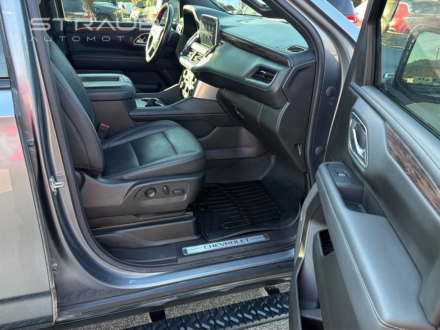 Used 2021 Chevrolet Tahoe Z71 AWD/4WD image 27