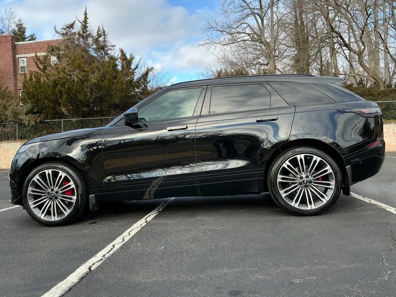 Used 2024 Land Rover Range Rover Velar Dynamic SE image 8
