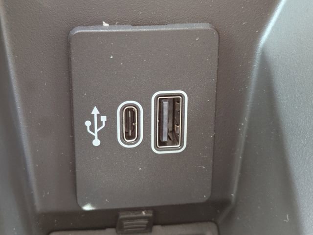 New 2026 Lincoln Nautilus Premier image 22