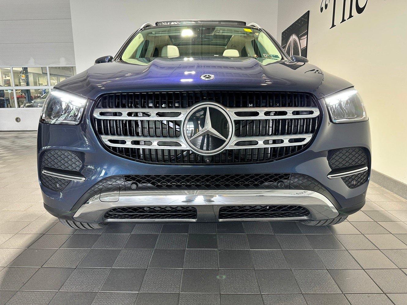 New 2026 Mercedes-Benz GLE 350 4MATIC image 2