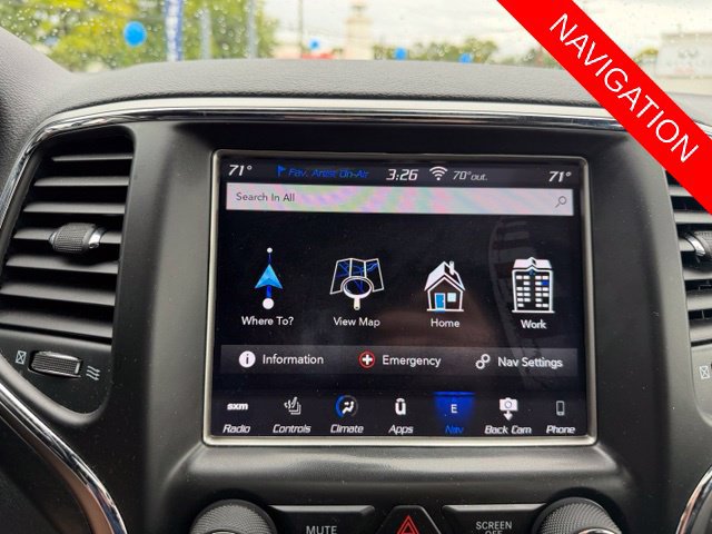 Used 2018 Jeep Grand Cherokee Altitude AWD/4WD image 45