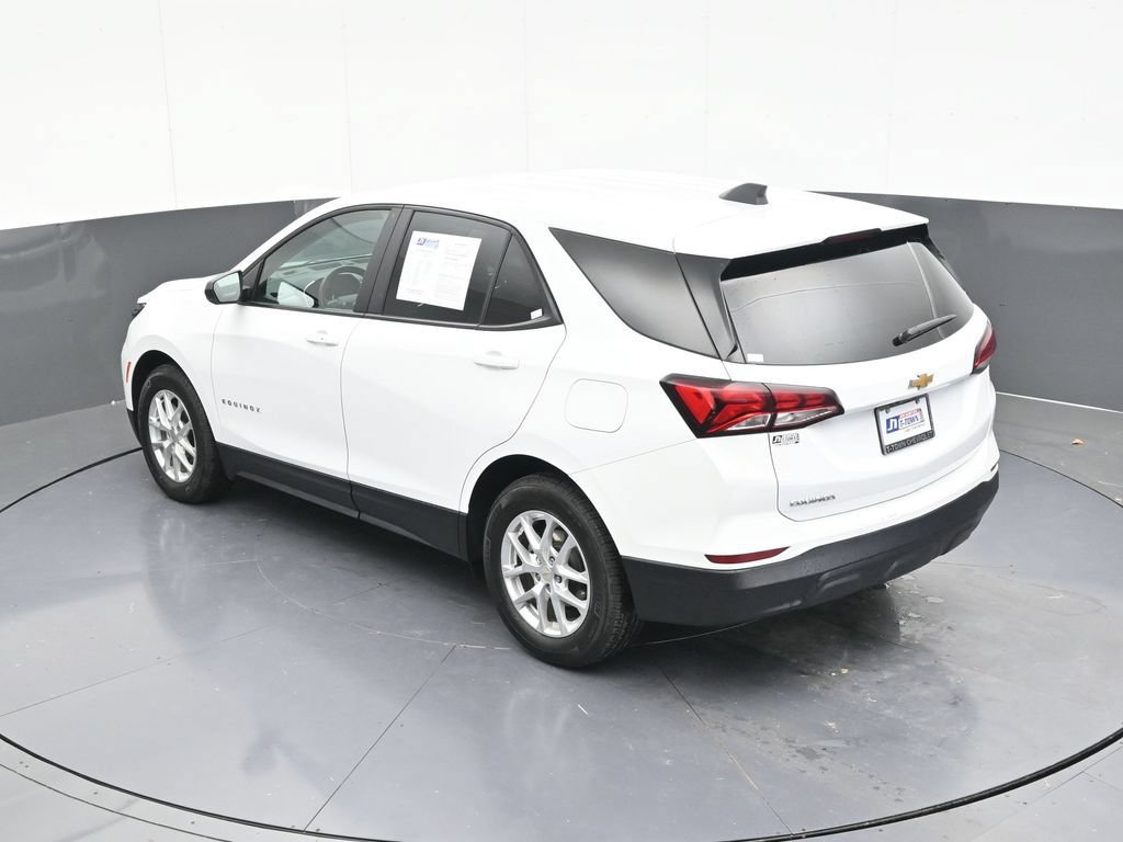 Used 2024 Chevrolet Equinox LS w/ LS Convenience Package FWD image 52